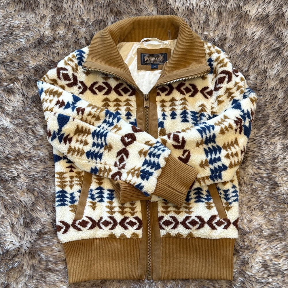 Pendleton Foxglove Cream, Brown & Navy Patterned Sherpa Bomber Jacket